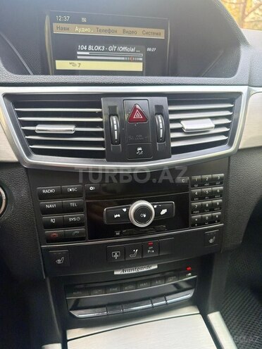 Mercedes E 350 2010, 318,000 km - 3.5 l - Bakı