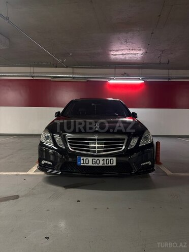 Mercedes E 350 2010, 318,000 km - 3.5 l - Bakı