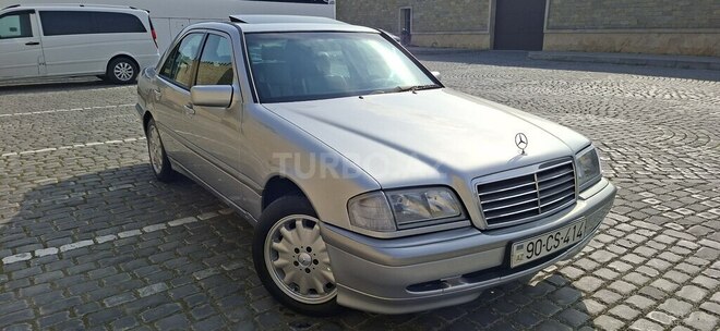 Mercedes C 230 2000, 245,000 km - 2.3 л - Bakı