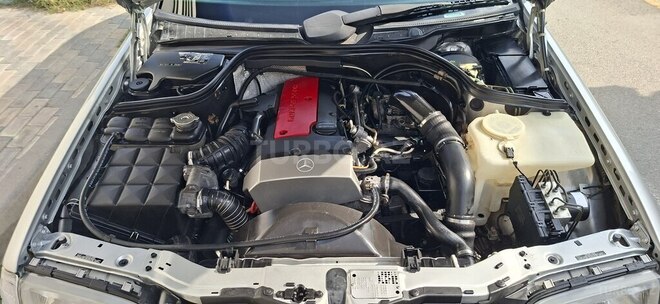 Mercedes C 230 2000, 245,000 km - 2.3 л - Bakı