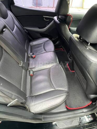 Hyundai Avante 2015, 188,000 km - 1.6 l - Oğuz