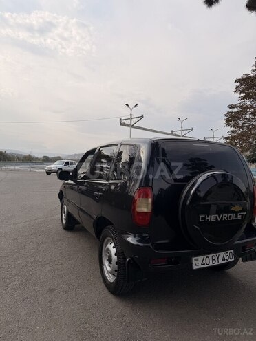 Chevrolet Niva 2007, 181,000 km - 1.7 l - Quba
