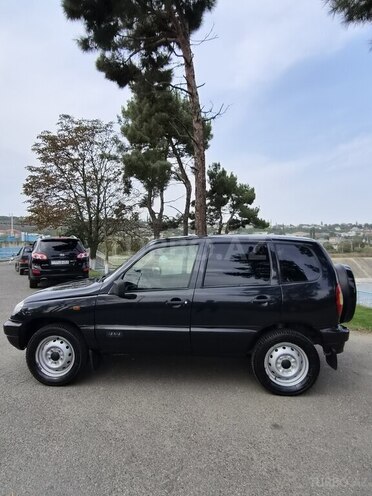 Chevrolet Niva 2007, 181,000 km - 1.7 l - Quba