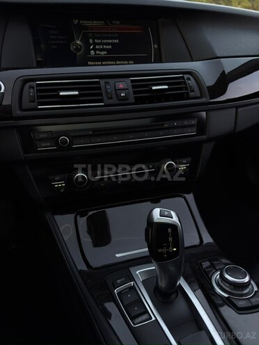 BMW 528 2013, 184,000 km - 2.0 l - Ağsu