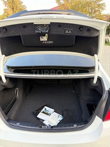 BMW 528 2013, 184,000 km - 2.0 l - Ağsu