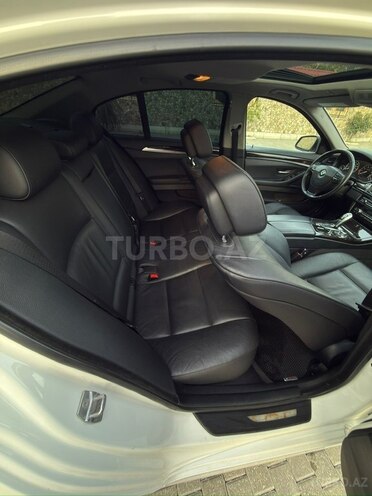 BMW 528 2013, 184,000 km - 2.0 l - Ağsu