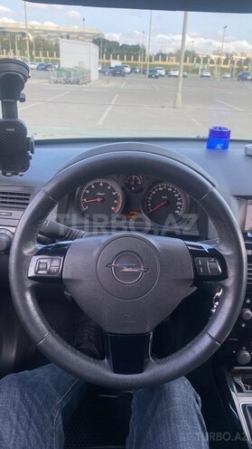 Opel Astra 2009, 236,000 km - 1.4 l - Bakı