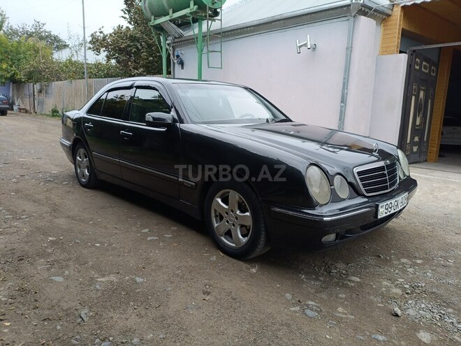 Mercedes E 220 2000, 681,028 km - 2.2 л - Ağstafa