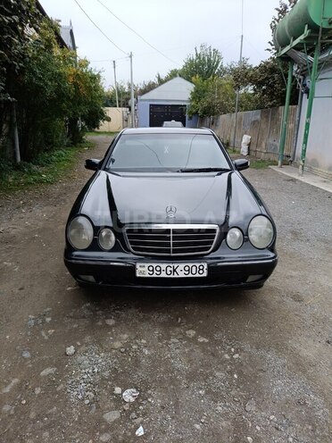 Mercedes E 220 2000, 681,028 km - 2.2 л - Ağstafa