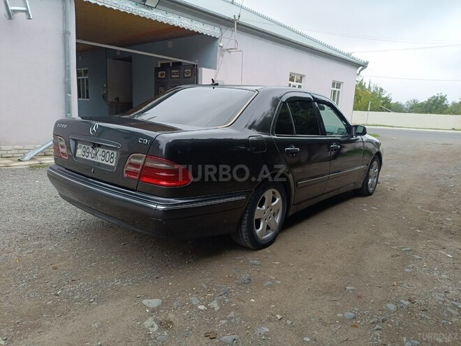 Mercedes E 220 2000, 681,028 km - 2.2 л - Ağstafa