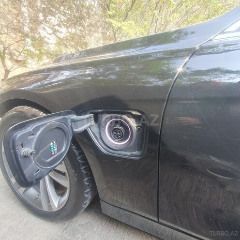 BMW 330e 2017, 175,000 km - 2.0 l - Bakı