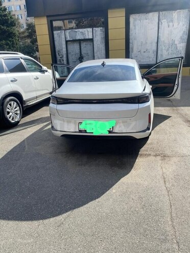 Changan Qiyuan A05 2025, 97,000 km - 1.5 л - Bakı