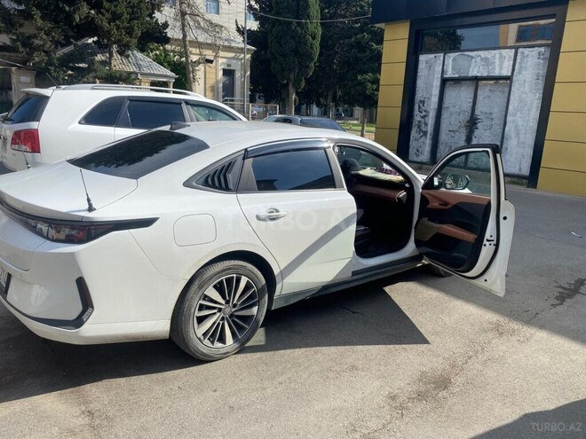 Changan Qiyuan A05 2025, 97,000 km - 1.5 л - Bakı