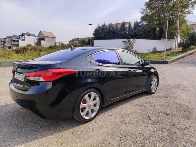 Hyundai Elantra 2011, 216,800 km - 1.8 л - Quba