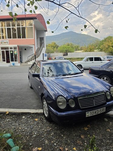 Mercedes E 200 1997, 341,299 km - 2.0 l - Balakən