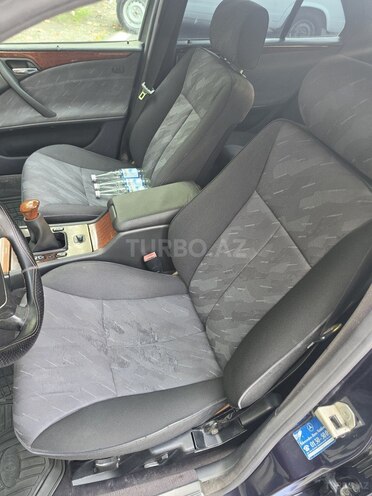 Mercedes E 200 1997, 341,299 km - 2.0 l - Balakən