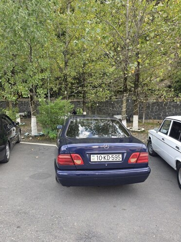 Mercedes E 200 1997, 341,299 km - 2.0 l - Balakən
