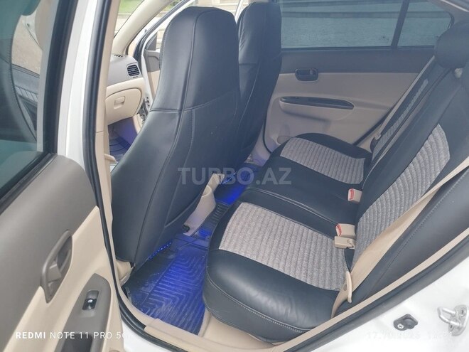 Hyundai Accent 2008, 160,000 km - 1.6 l - Qusar