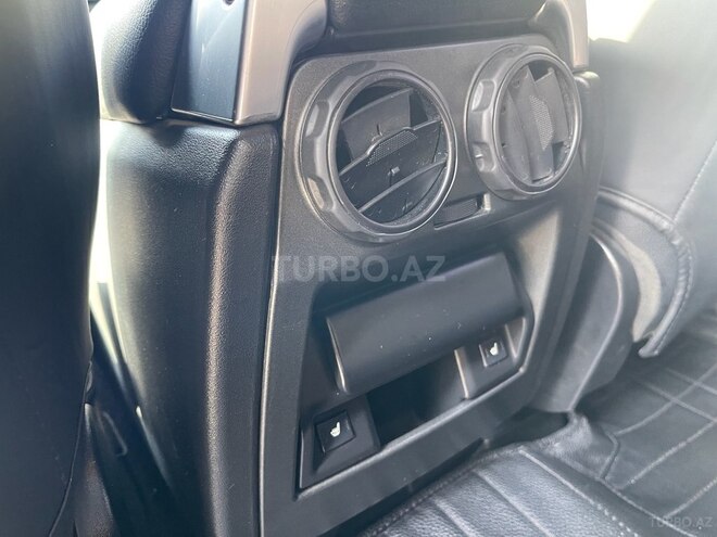 Land Rover Discovery 2009, 380,000 km - 3.0 l - Bakı