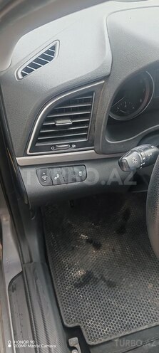 Hyundai Elantra 2016, 180,000 km - 2.0 l - Şəmkir