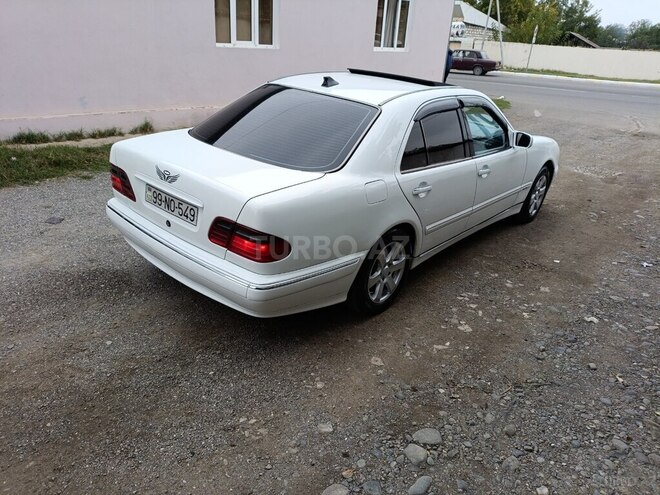 Mercedes E 220 2002, 479,028 km - 2.2 l - Qazax