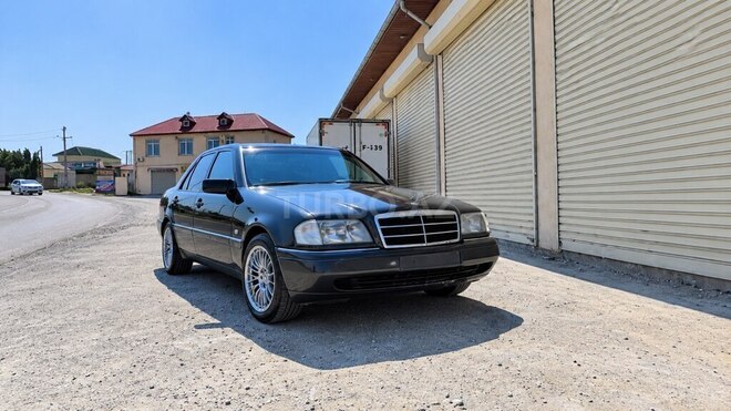 Mercedes C 200 1995, 460,000 km - 2.0 л - Bakı
