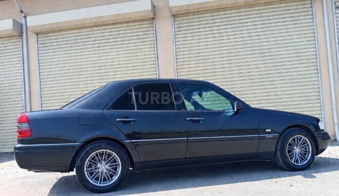 Mercedes C 200 1995, 460,000 km - 2.0 л - Bakı