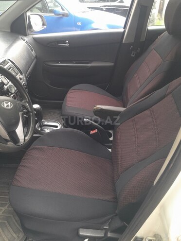 Hyundai i20 2012, 384,000 km - 1.4 л - Bakı