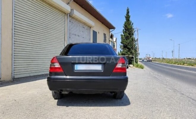 Mercedes C 200 1995, 460,000 km - 2.0 л - Bakı