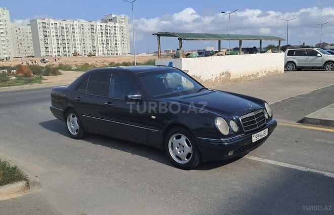 Mercedes E 230 1997, 447,569 km - 2.3 l - Bakı