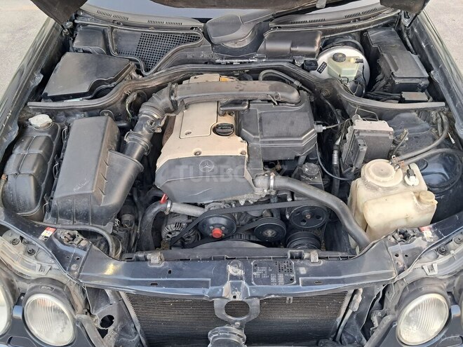 Mercedes E 230 1997, 447,569 km - 2.3 l - Bakı