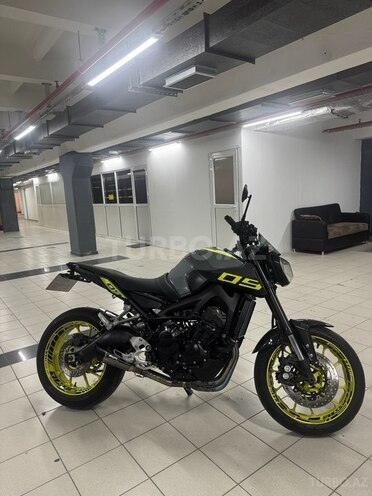 Yamaha MT-09 2016, 28,000 km - 0.9 l - Bakı