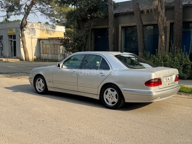 Mercedes E 220 2001, 99,919 km - 2.2 l - Cəlilabad