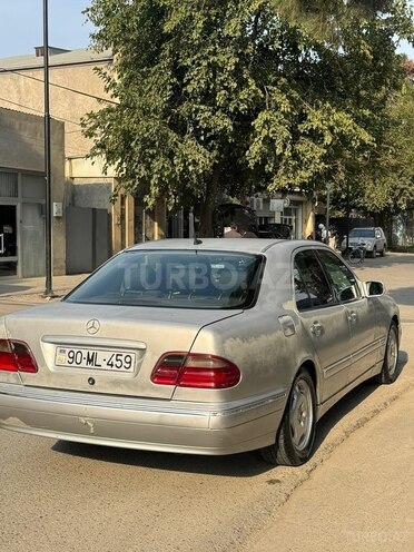 Mercedes E 220 2001, 99,919 km - 2.2 l - Cəlilabad