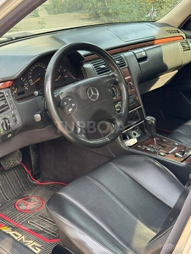 Mercedes E 220 2001, 99,919 km - 2.2 l - Cəlilabad