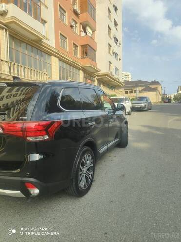 Mitsubishi Outlander 2018, 164,950 km - 2.4 l - Bakı