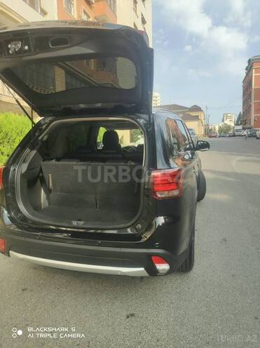 Mitsubishi Outlander 2018, 164,950 km - 2.4 l - Bakı