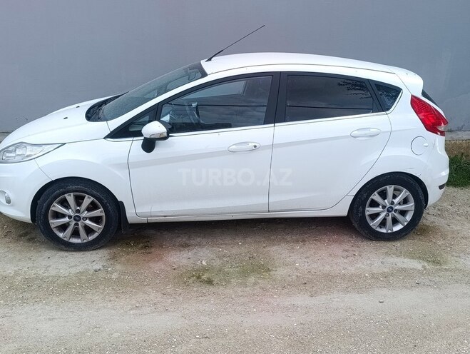 Ford Fiesta 2012, 157,000 km - 1.4 л - Bakı