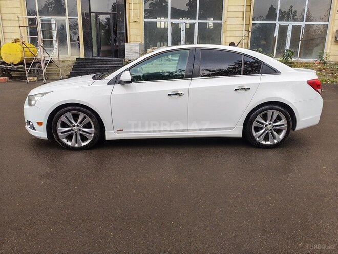 Chevrolet Cruze 2013, 272,000 km - 1.4 l - Gəncə