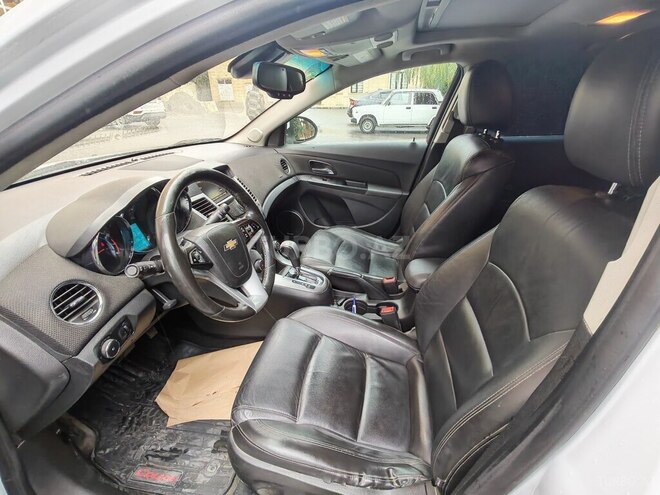 Chevrolet Cruze 2013, 272,000 km - 1.4 l - Gəncə