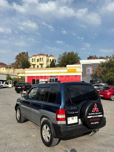 Mitsubishi Pajero io 1999, 450,000 km - 1.8 l - Bakı