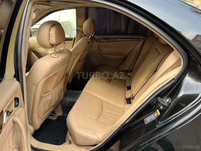 Mercedes C 240 2001, 235,000 km - 2.6 l - Bakı