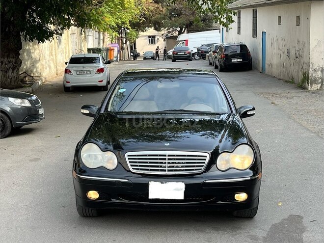 Mercedes C 240 2001, 235,000 km - 2.6 l - Bakı