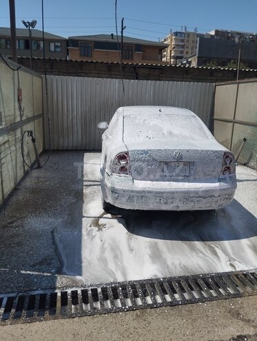 Volkswagen Passat 2003, 333,717 km - 1.8 l - Bakı