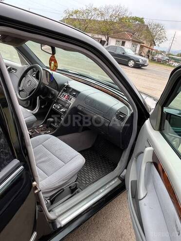 Mercedes C 200 2000, 342,608 km - 2.0 л - Lənkəran