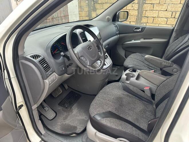 Kia Carnival 2011, 210,000 km - 2.2 l - Bakı