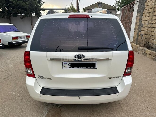 Kia Carnival 2011, 210,000 km - 2.2 l - Bakı
