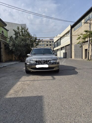 Opel Vectra 1998, 267,000 km - 2.0 l - Sumqayıt