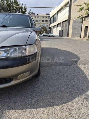 Opel Vectra 1998, 267,000 km - 2.0 l - Sumqayıt