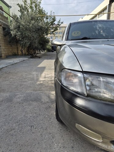 Opel Vectra 1998, 267,000 km - 2.0 l - Sumqayıt